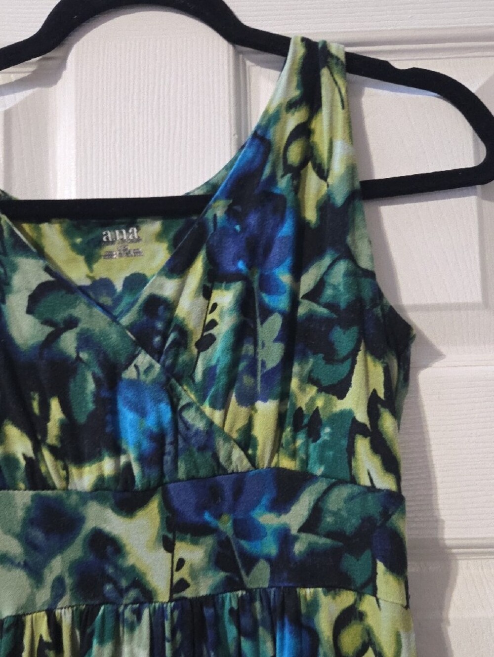 a.n.a Green & Blue Floral V-Neck Dress - Picture 5 of 10